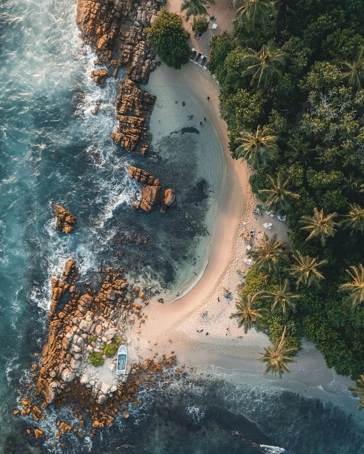 Home mirissa beach